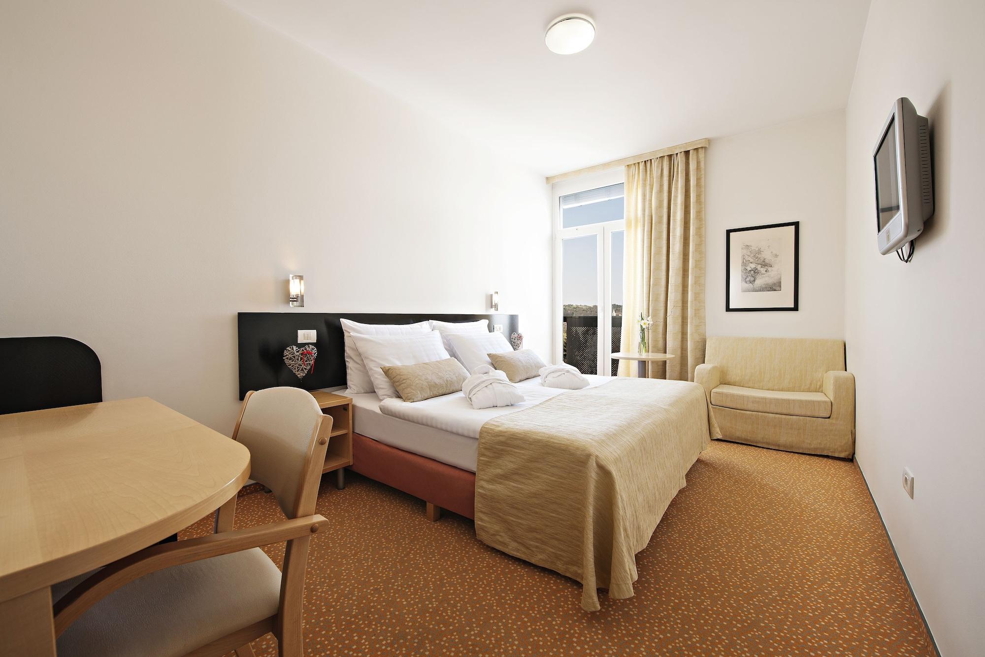 Radin Hotel Radenci Luaran gambar